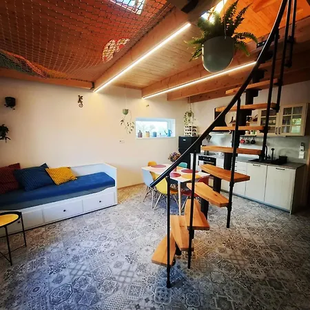 Holiday home Se Saunou A Vinny Sklep Zivjeli *