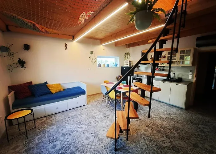 Prázdninový dům Se Saunou A Vinný Sklep živjeli *